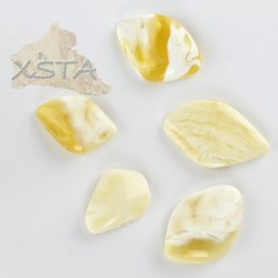 Cabochon set for rings made from amber